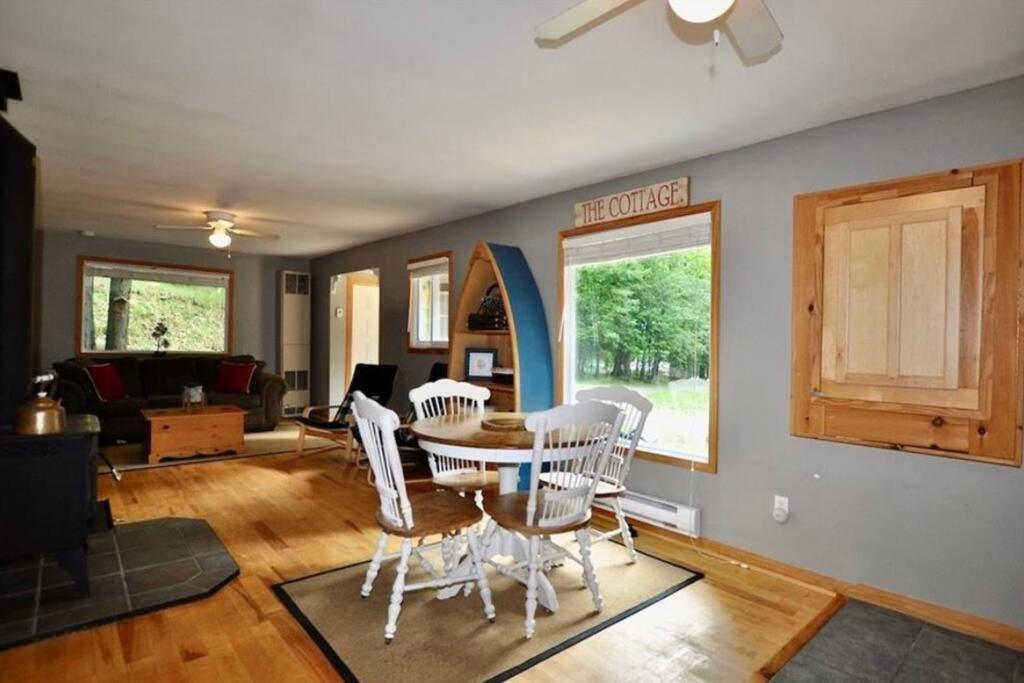 Muskoka Manor Villa Dwight ภายนอก รูปภาพ