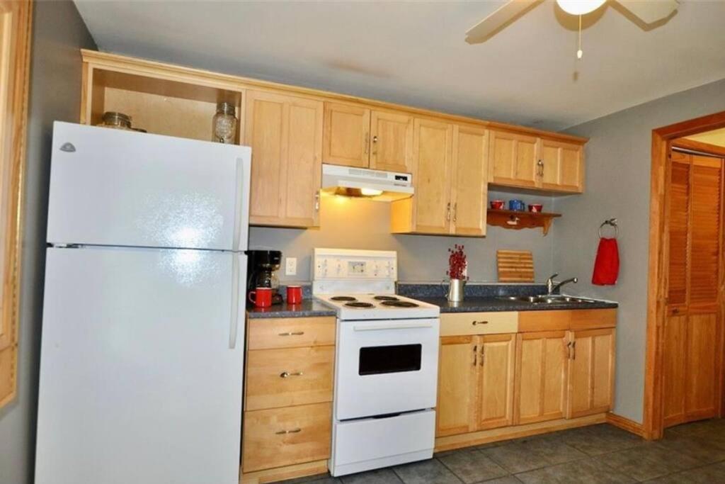 Muskoka Manor Villa Dwight ภายนอก รูปภาพ